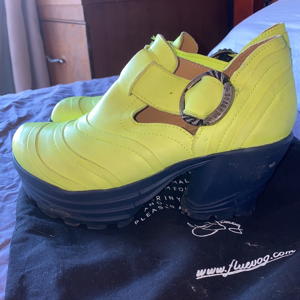 Fluevogs - Picture 3 of 4